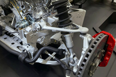 Toyota, которая даст фору Porsche и Ferrari: представлен суперкар Toyota GR GT c 4,0-литровым V8